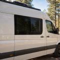 Großhandel-Schiebefenster für Sprinter-Campervan-Tür mit gehärtetem Glas, Insektenschutz und EPDM-Dichtung - 71C62A