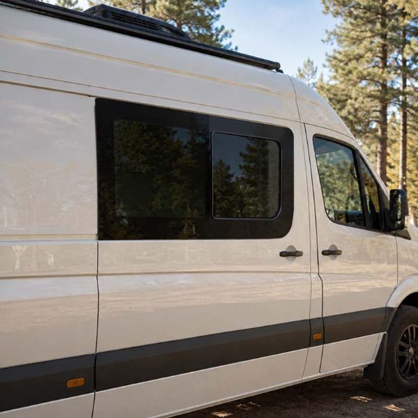 Großhandel-Schiebefenster für Sprinter-Campervan-Tür mit gehärtetem Glas, Insektenschutz und EPDM-Dichtung - 71C62A