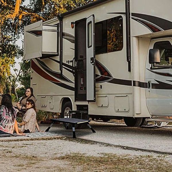 Verstellbarer RV Trittschemel - 70C04A